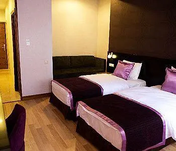 Hotell Au Pera 5*